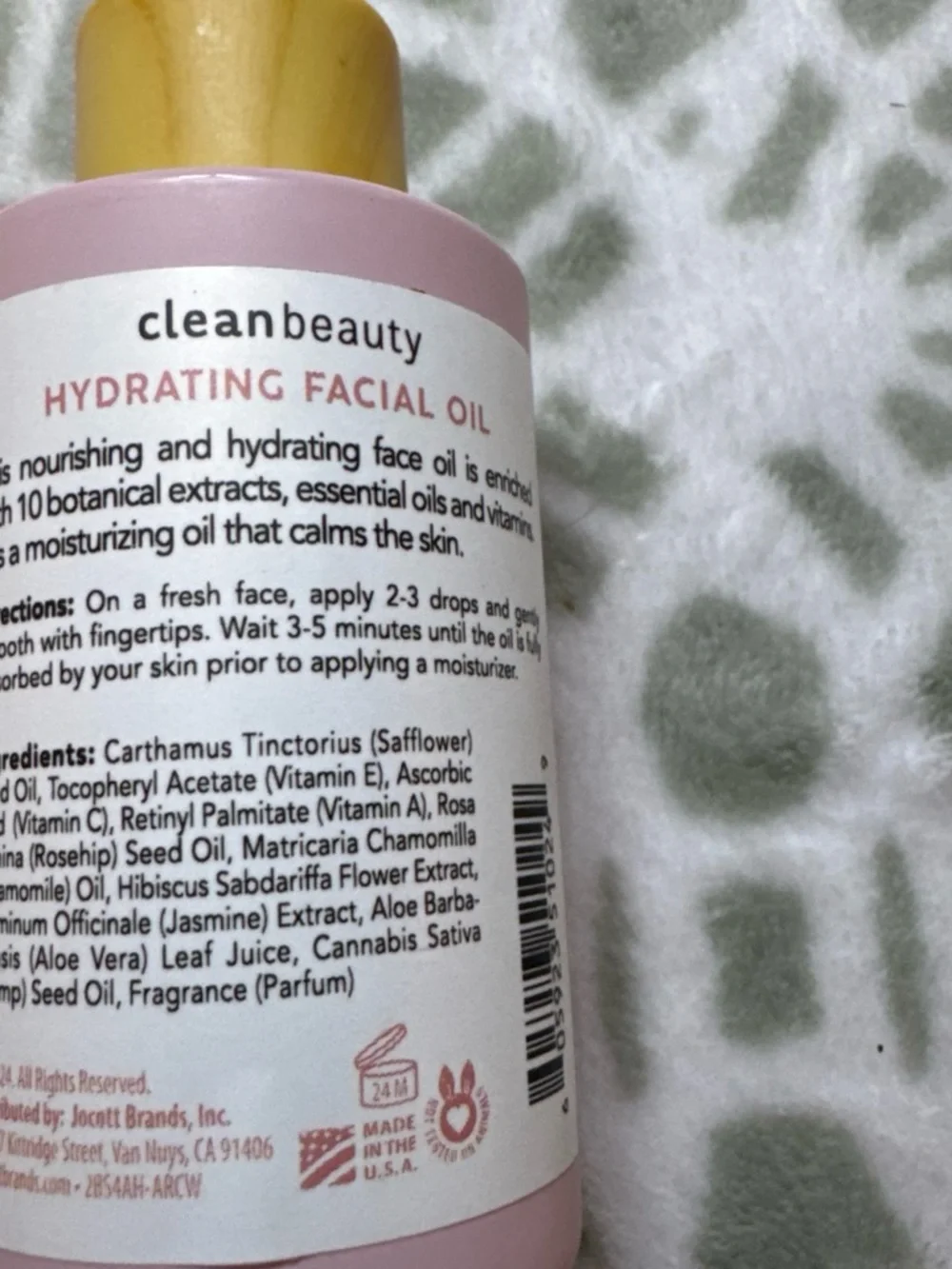 Hydrating Facial Oil with Rosehip & Vitamin E — Pink Bottle